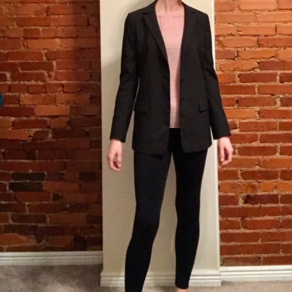 Ann Taylor long gray blazer 6 w pink piping inside